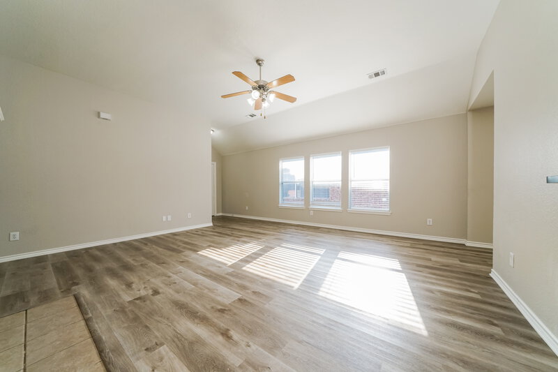 2,625/Mo, 1232 Goldeneye Aubrey, TX 76227 Living Room View 2