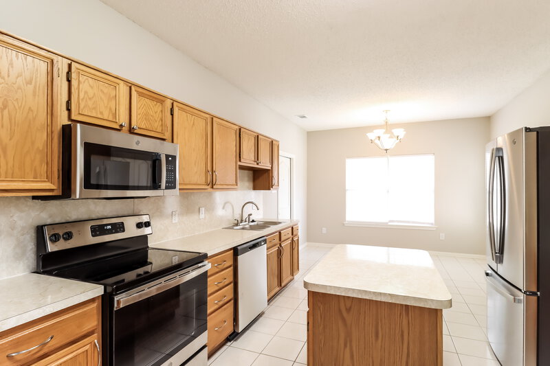 2,745/Mo, 617 Fern Dr Desoto, TX 75115 Kitchen View