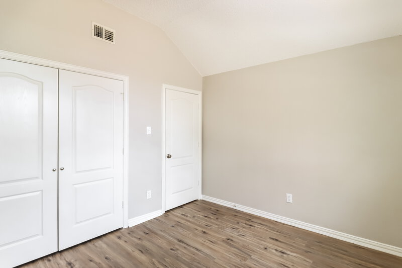 2,745/Mo, 617 Fern Dr Desoto, TX 75115 Bedroom View 2