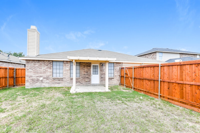 2,120/Mo, 1056 Bumble Bee Dr Lancaster, TX 75134 Rear View 2