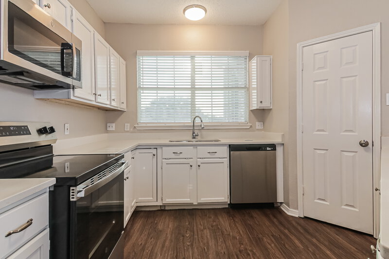2,150/Mo, 2840 Helen Ln Mesquite, TX 75181 Kitchen View