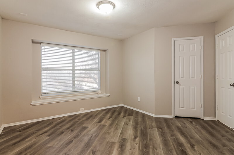 2,150/Mo, 2840 Helen Ln Mesquite, TX 75181 Main Bedroom View