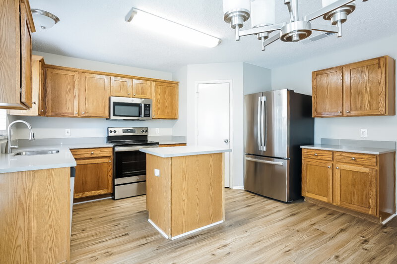 2,595/Mo, 1605 Columbia Dr Glenn Heights, TX 75154 Kitchen View