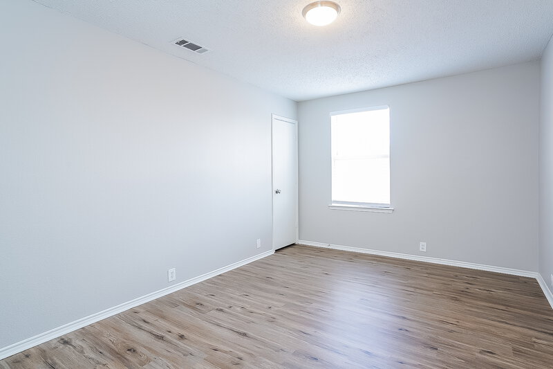 2,595/Mo, 1605 Columbia Dr Glenn Heights, TX 75154 Bedroom View 2