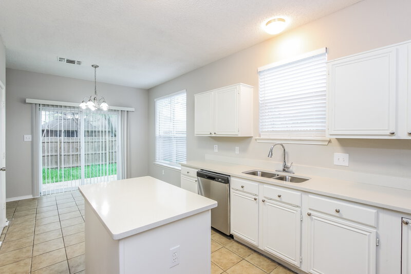 2,535/Mo, 413 Chestnut Ln Desoto, TX 75115 Dining Room View