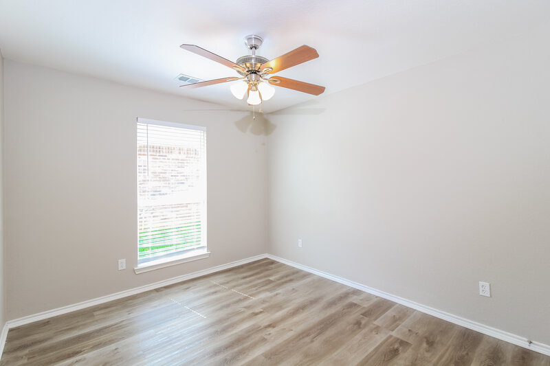 2,055/Mo, 3201 Anysa Ln Denton, TX 76209 Bedroom View 2