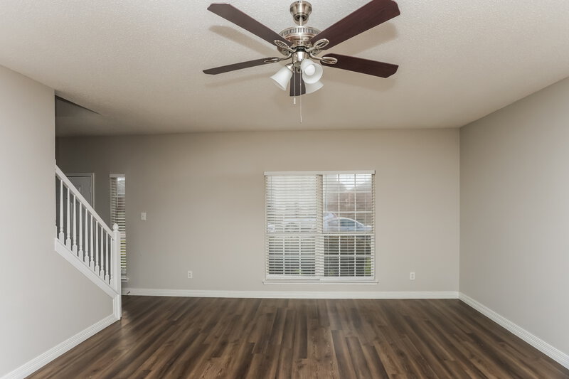 2,580/Mo, 1530 Aberdeen Dr Lancaster, TX 75134 Living Room View