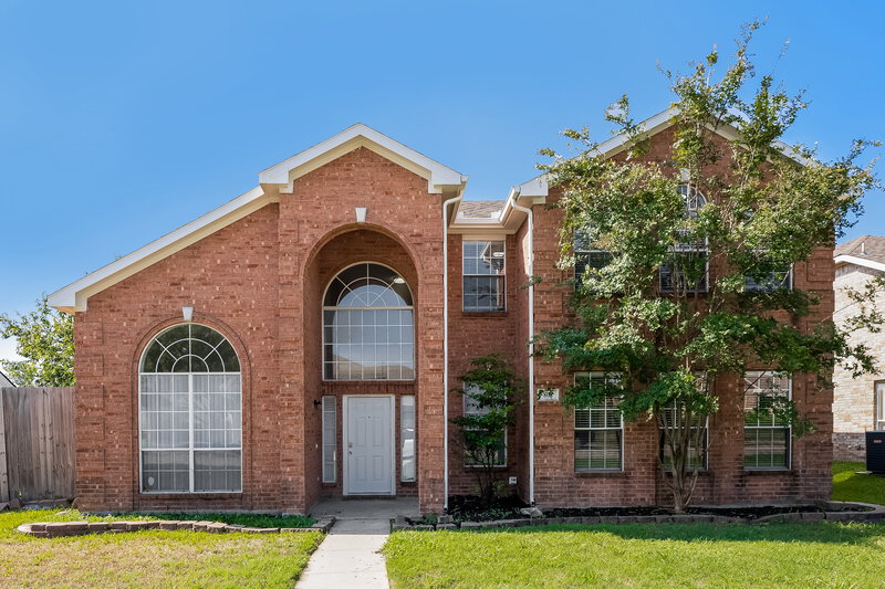 2,340/Mo, 808 Longleaf Dr Desoto, TX 75115 External View