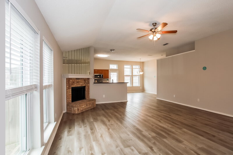 2,390/Mo, 3913 Silver Springs Dr Fort Worth, TX 76123 Living Room View 2
