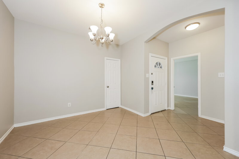 2,005/Mo, 2113 Beacon Way Fort Worth, TX 76140 Dining Room View
