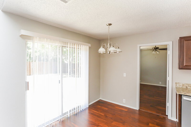 2,920/Mo, 230 Westminster Dr Glenn Heights, TX 75154 Dining Room View