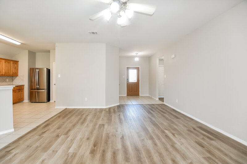 1,815/Mo, 705 Orchid Blvd Royse City, TX 75189 Living Room View