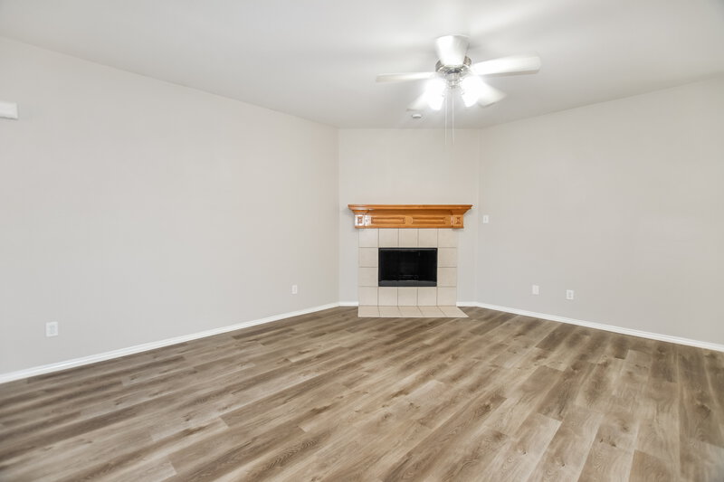 1,815/Mo, 705 Orchid Blvd Royse City, TX 75189 Living Room View 3