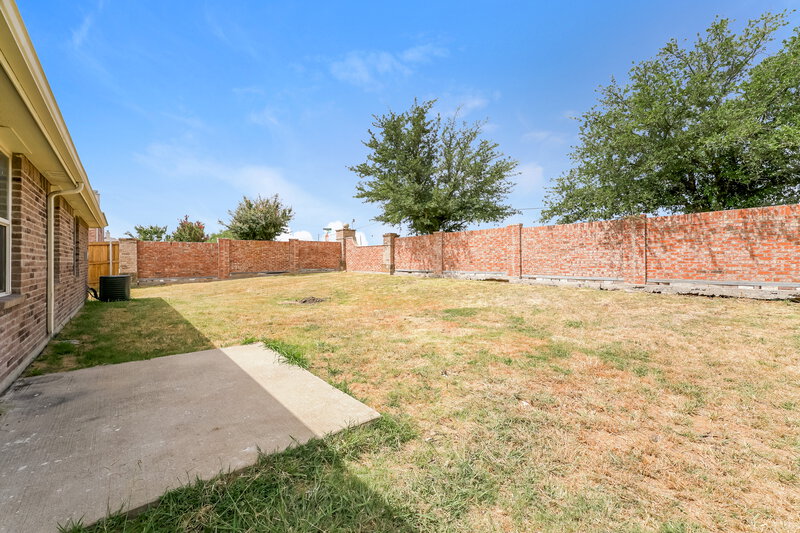 2,025/Mo, 1409 Englewood Dr Royse City, TX 75189 Rear View