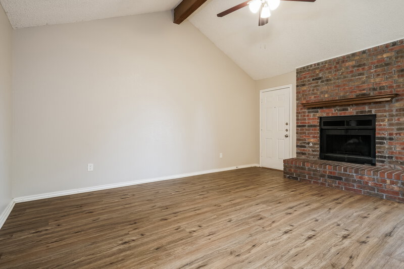 1,960/Mo, 217 Tanglewood St Denton, TX 76207 Misc View 4