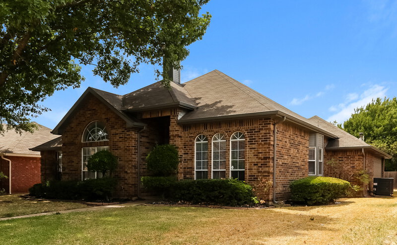 2,370/Mo, 1029 Hampshire Ln Cedar Hill, TX 75104 Front View
