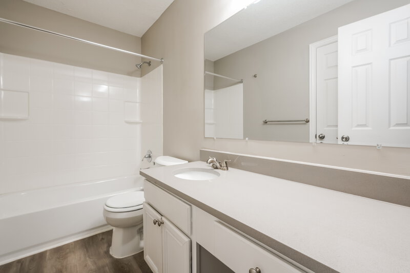 2,560/Mo, 756 Rockett Ln Cedar Hill, TX 75104 Bathroom View