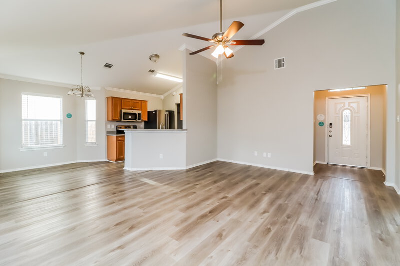 2,180/Mo, 2105 Pacino Dr Fort Worth, TX 76134 Living Room View