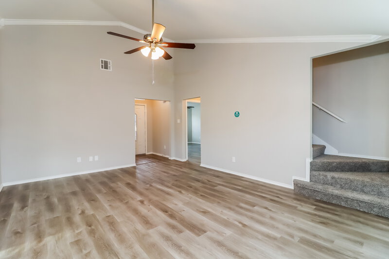 2,180/Mo, 2105 Pacino Dr Fort Worth, TX 76134 Living Room View 2