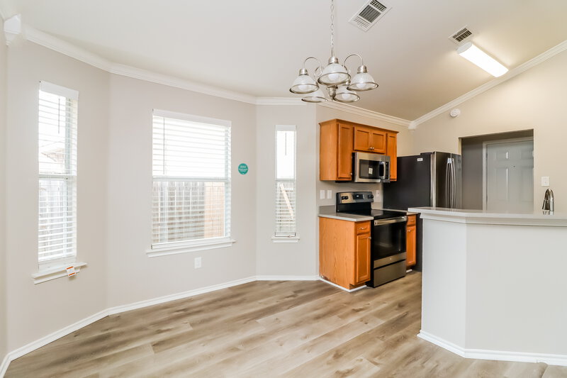 2,180/Mo, 2105 Pacino Dr Fort Worth, TX 76134 Kitchen View