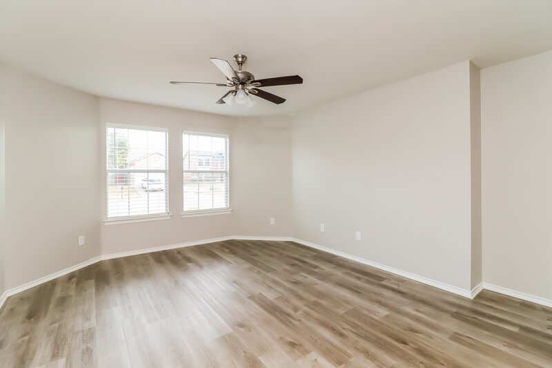2,180/Mo, 2105 Pacino Dr Fort Worth, TX 76134 Main Bedroom View