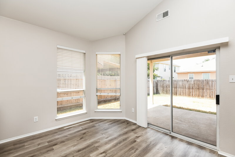 2,050/Mo, 3216 Florian Ln Fort Worth, TX 76108 Dining Room View