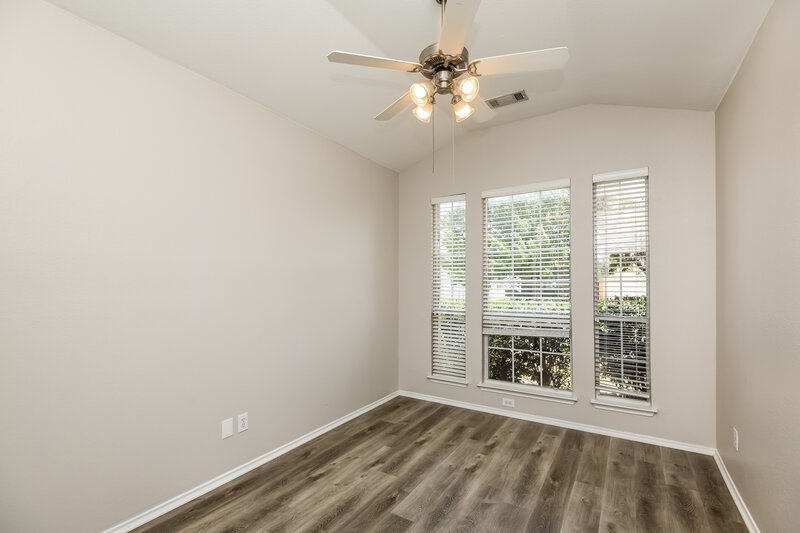 2,050/Mo, 3216 Florian Ln Fort Worth, TX 76108 Bedroom View