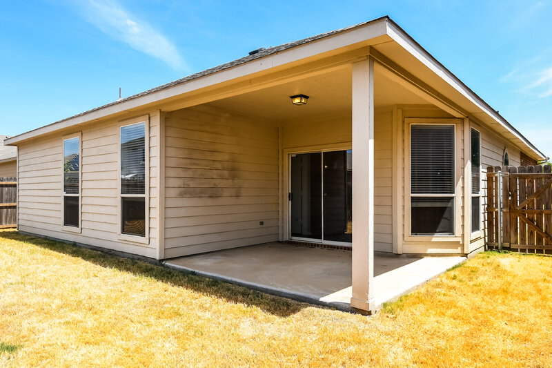 2,050/Mo, 3216 Florian Ln Fort Worth, TX 76108 Rear View
