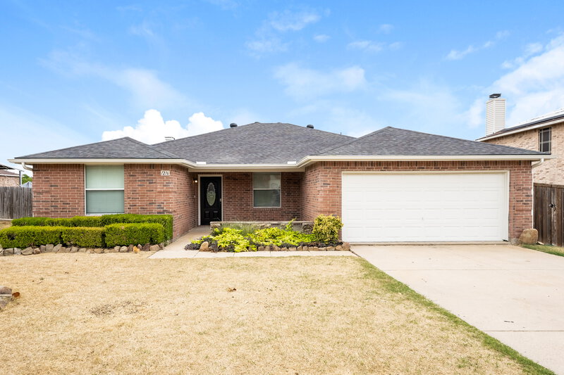 2,215/Mo, 1216 Beatty Dr Cedar Hill, TX 75104 External View