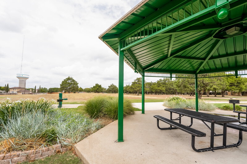 2,215/Mo, 1216 Beatty Dr Cedar Hill, TX 75104 Amenity View 2