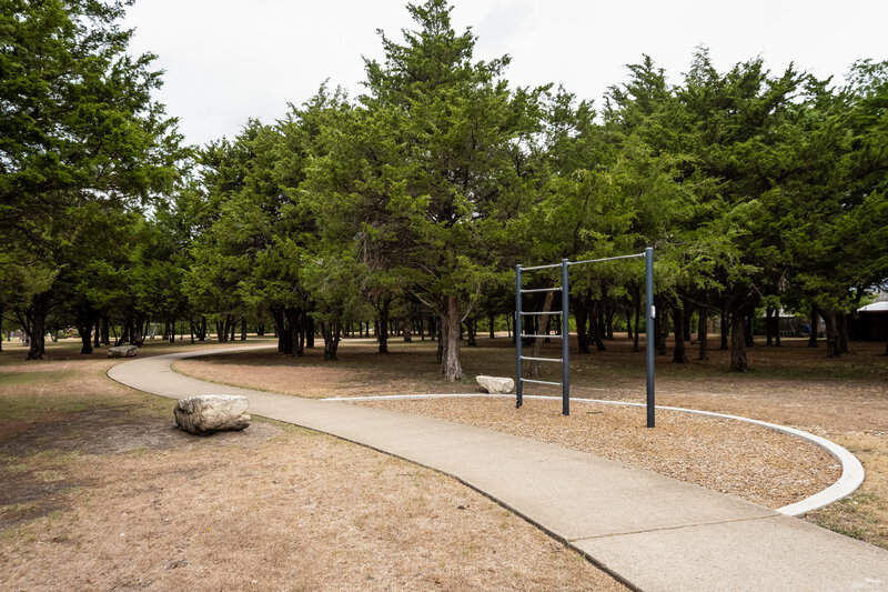 2,215/Mo, 1216 Beatty Dr Cedar Hill, TX 75104 Amenity View 3