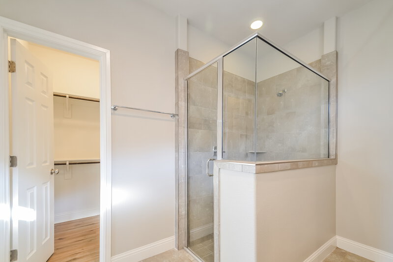 2,490/Mo, 1212 Roping Reins Way Haslet, TX 76052 Main Bathroom View 2