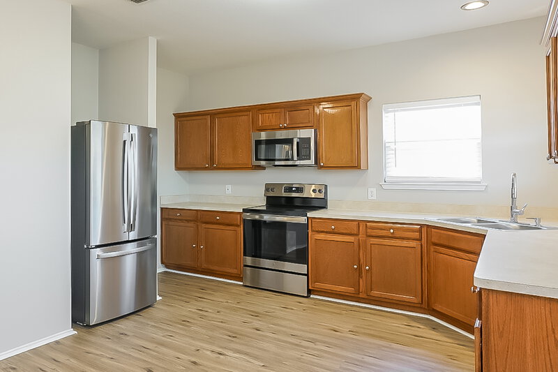 2,785/Mo, 1829 Serena Dr Lancaster, TX 75134 Kitchen View 2