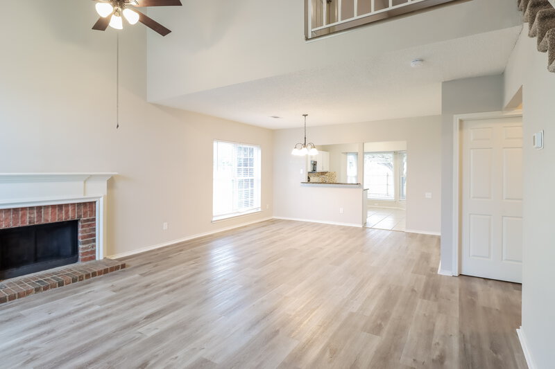 2,035/Mo, 427 Chancellorsville Dr Mesquite, TX 75149 Living Room View