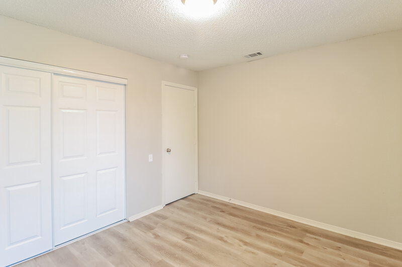 2,035/Mo, 427 Chancellorsville Dr Mesquite, TX 75149 Bedroom View