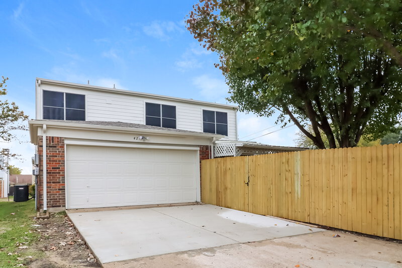 2,035/Mo, 427 Chancellorsville Dr Mesquite, TX 75149 Rear View 2