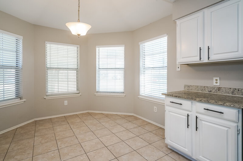 2,200/Mo, 5016 Santa Fe Ct Arlington, TX 76017 Breakfast Nook View