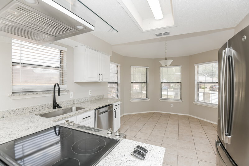 2,255/Mo, 5016 Santa Fe Ct Arlington, TX 76017 Dining Room View