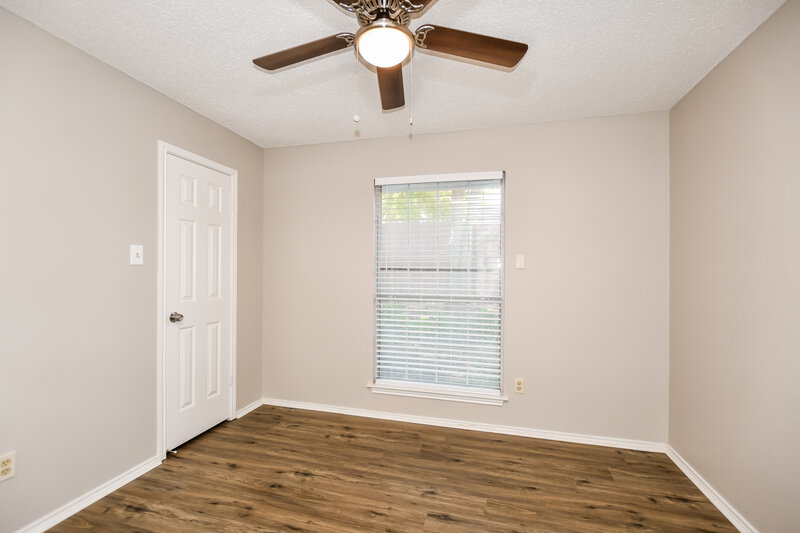 2,125/Mo, 428 Loma Alta Dr Mesquite, TX 75150 Bedroom View 2