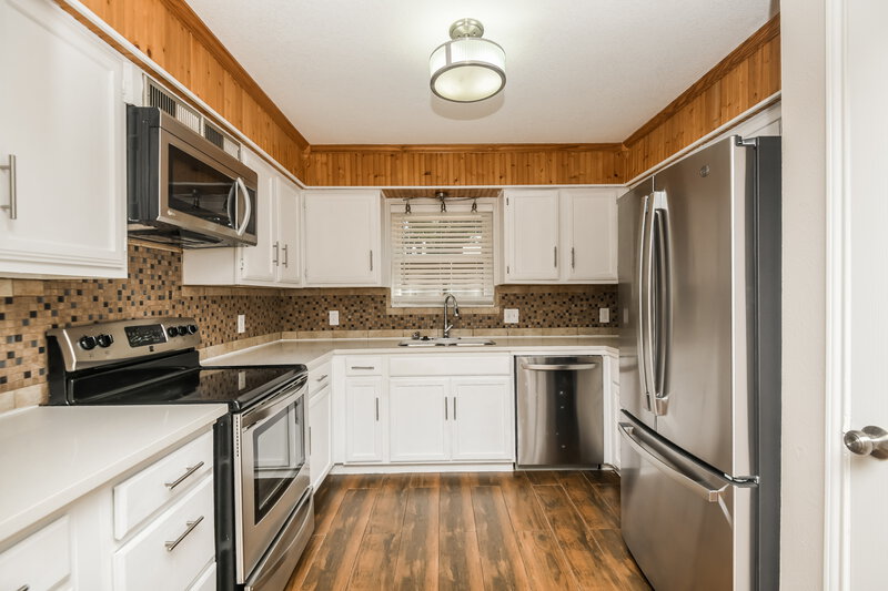 2,440/Mo, 6305 Big Springs Dr Arlington, TX 76001 Kitchen View