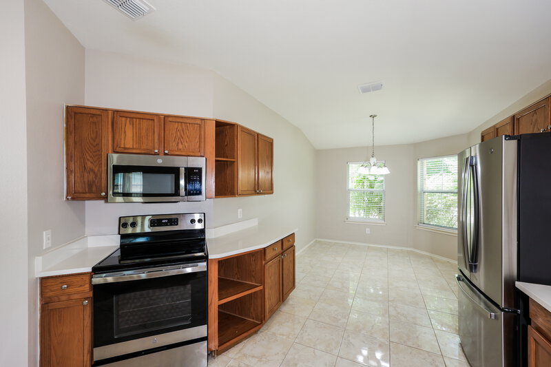 1,915/Mo, 4736 Cedar Springs Dr Fort Worth, TX 76179 Kitchen View 3