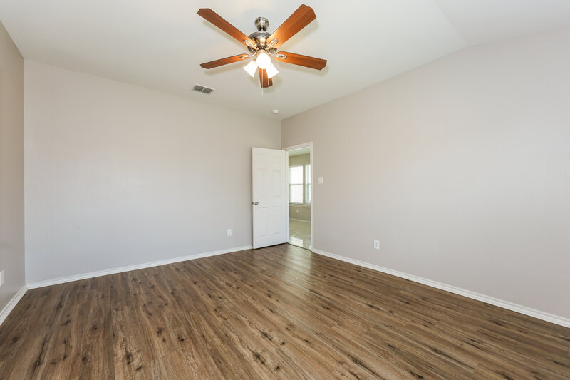 1,915/Mo, 4736 Cedar Springs Dr Fort Worth, TX 76179 Main Bedroom View 2