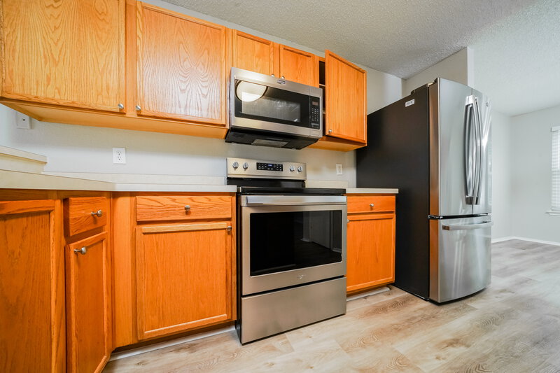 2,070/Mo, 1602 Pin Oak Trl Anna, TX 75409 Kitchen View 2