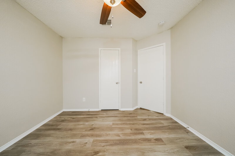 2,070/Mo, 1602 Pin Oak Trl Anna, TX 75409 Bedroom View