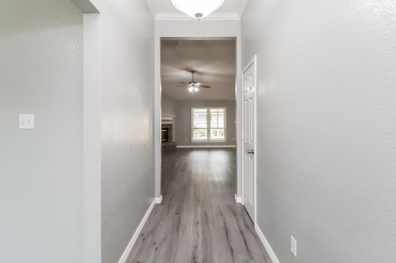 2,605/Mo, 3985 Miami Springs Dr Fort Worth, TX 76123 Foyer View
