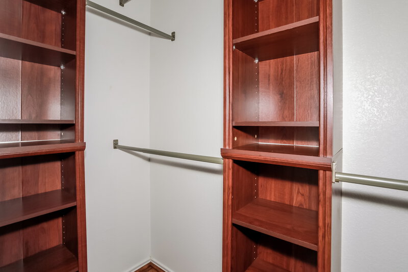 2,200/Mo, 1920 Diamond Lake Trl Justin, TX 76247 Amenities View