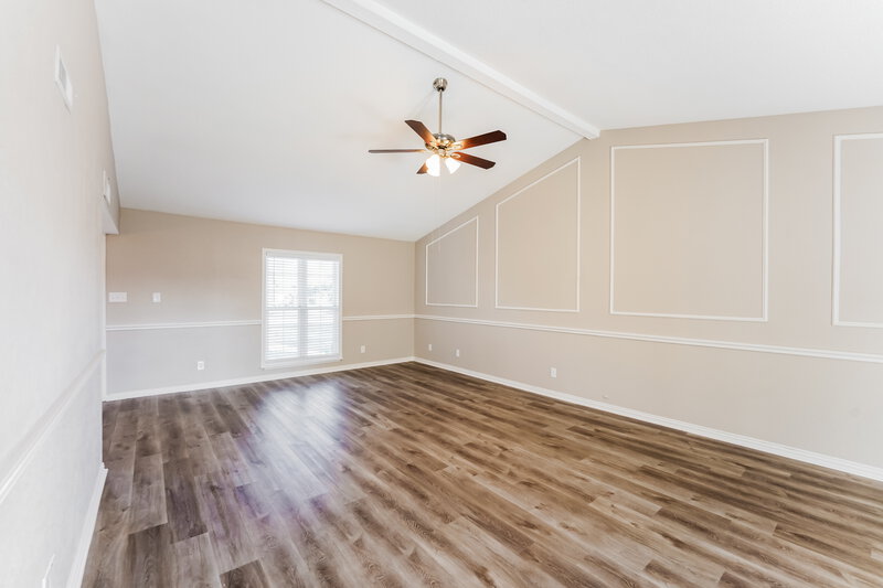 2,010/Mo, 502 Magnolia Dr Forney, TX 75126 Living Room View 2