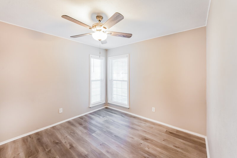 2,010/Mo, 502 Magnolia Dr Forney, TX 75126 Bedroom View