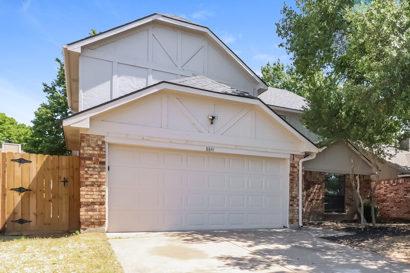2,900/Mo, 8841 Elbe Trl Fort Worth, TX 76118 External View