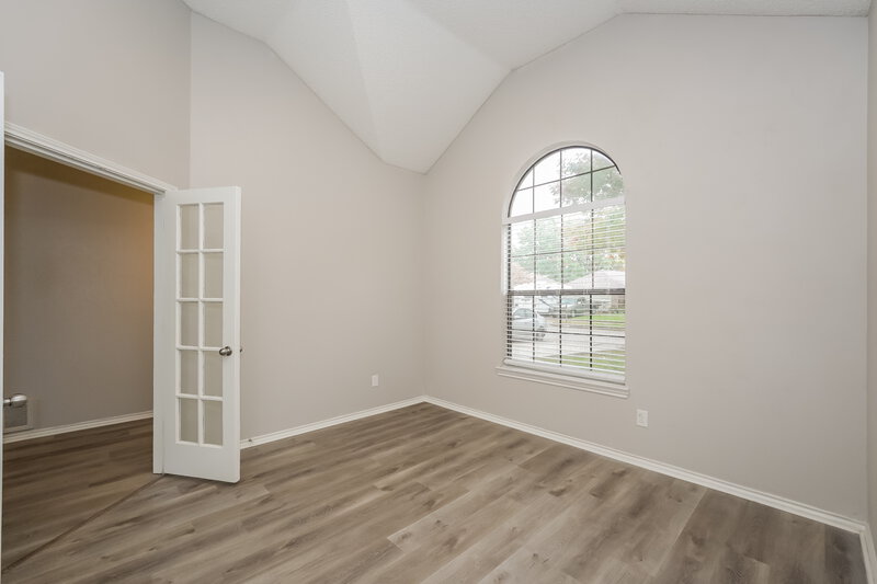 2,330/Mo, 2301 Weyborn Dr Arlington, TX 76018 Bedroom View 2